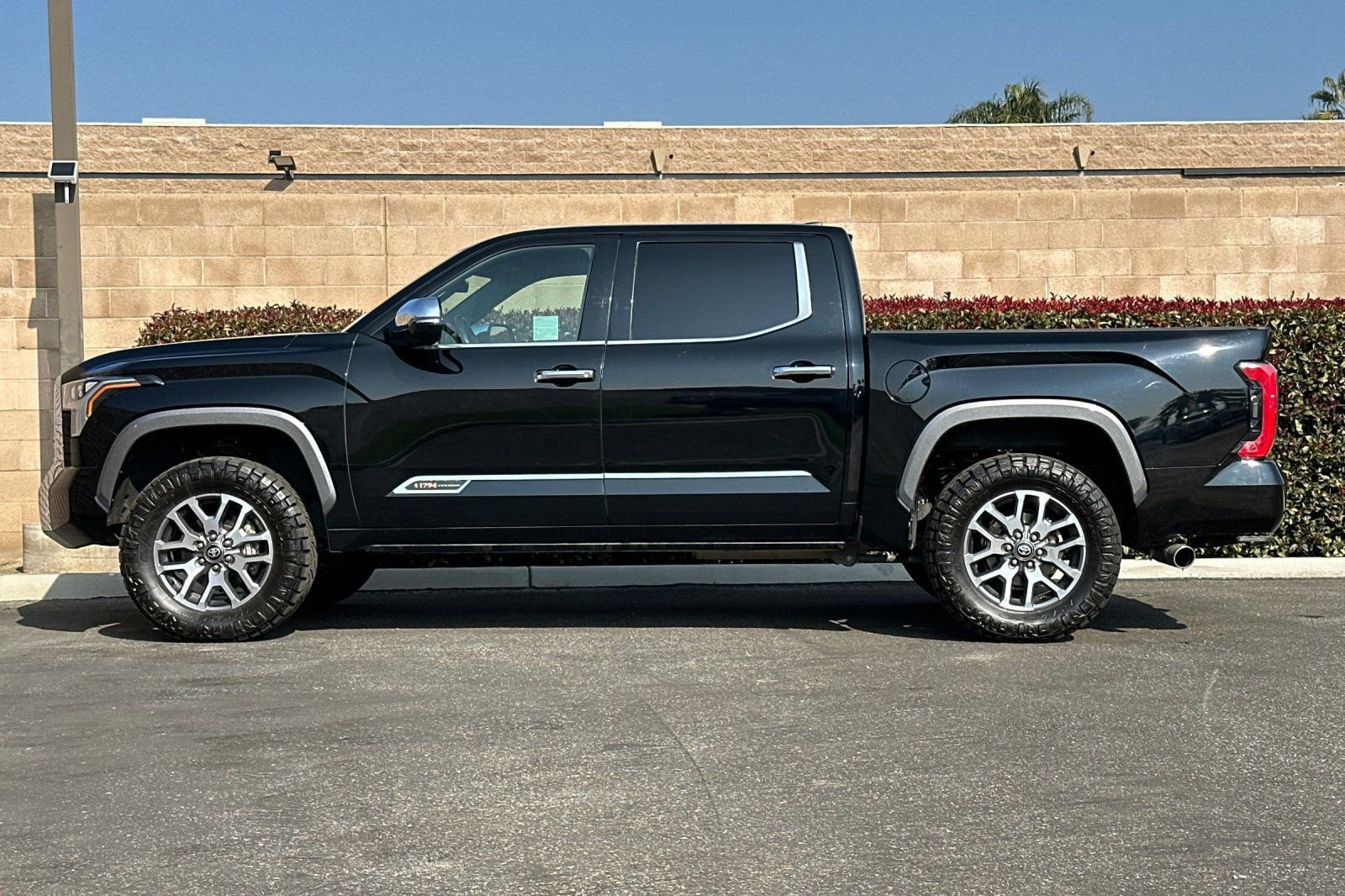 Used 2025 Toyota Tundra 1794 Edition image 7