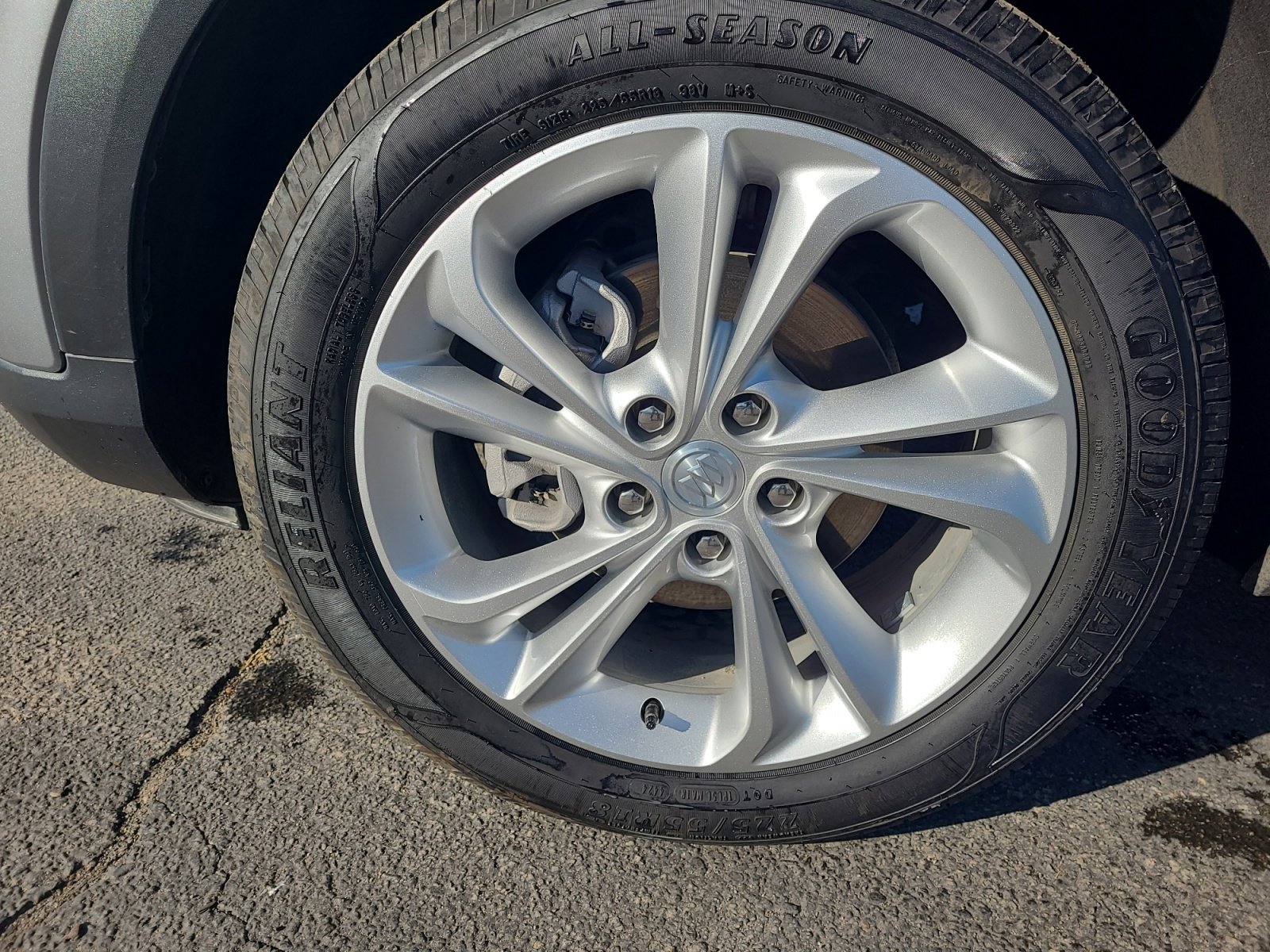 Used 2023 Buick Encore GX Preferred image 11