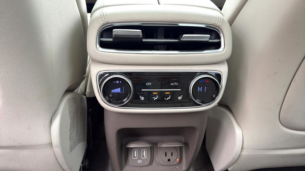 Used 2023 Genesis GV80 2.5T w/ Prestige Package image 11