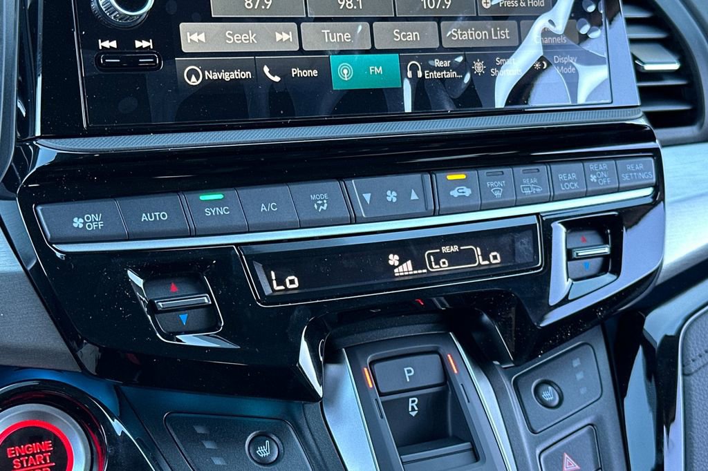 New 2026 Honda Odyssey Touring image 25