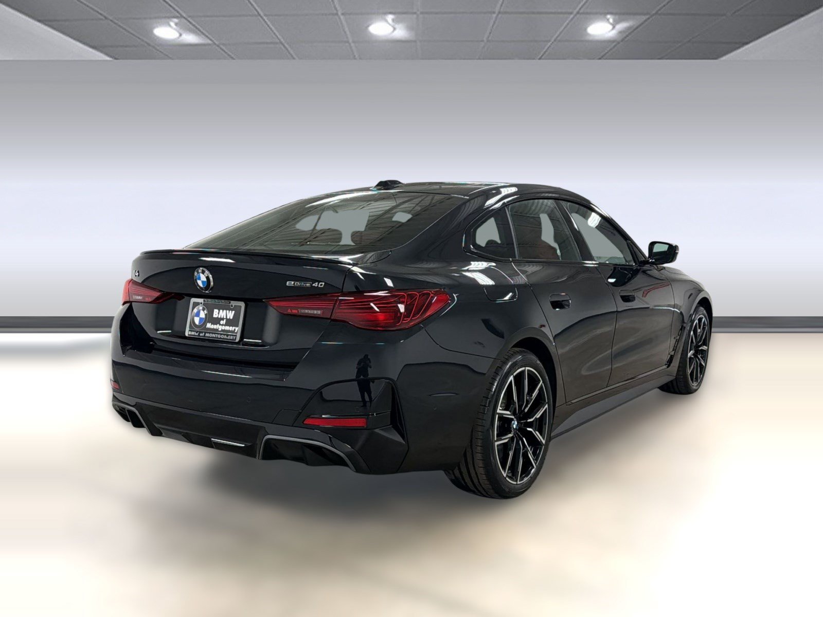 New 2026 BMW i4 eDrive40 w/ M Sport Package RWD image 8
