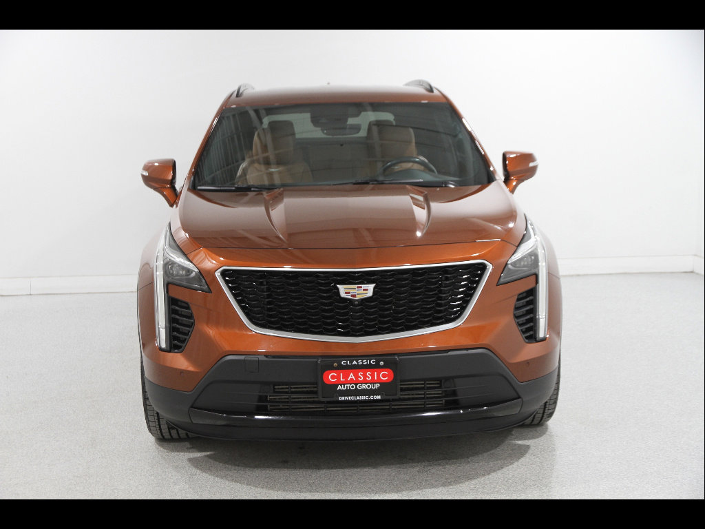 Used 2019 Cadillac XT4 Sport image 2