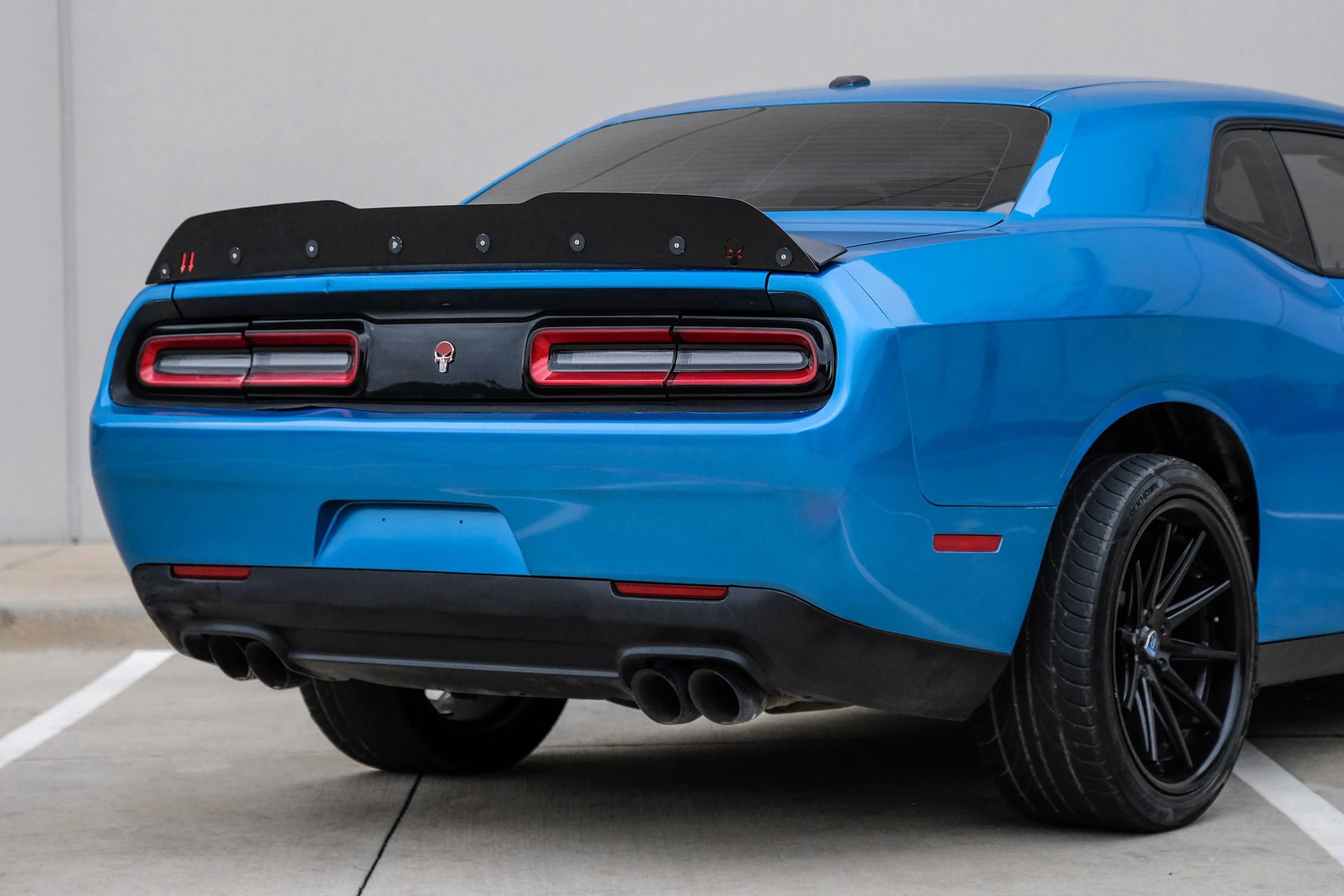 Used 2015 Dodge Challenger R/T w/ Quick Order Package 28B R/T RWD image 5