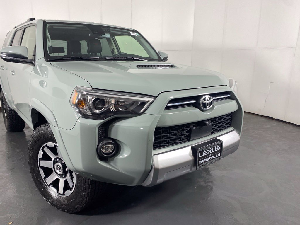 Used 2022 Toyota 4Runner TRD Off-Road Premium AWD/4WD image 3