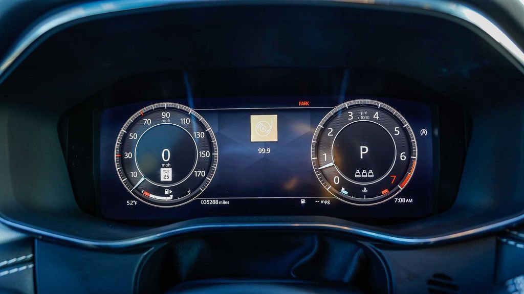 Used 2024 Jaguar F-PACE R-Dynamic S image 28