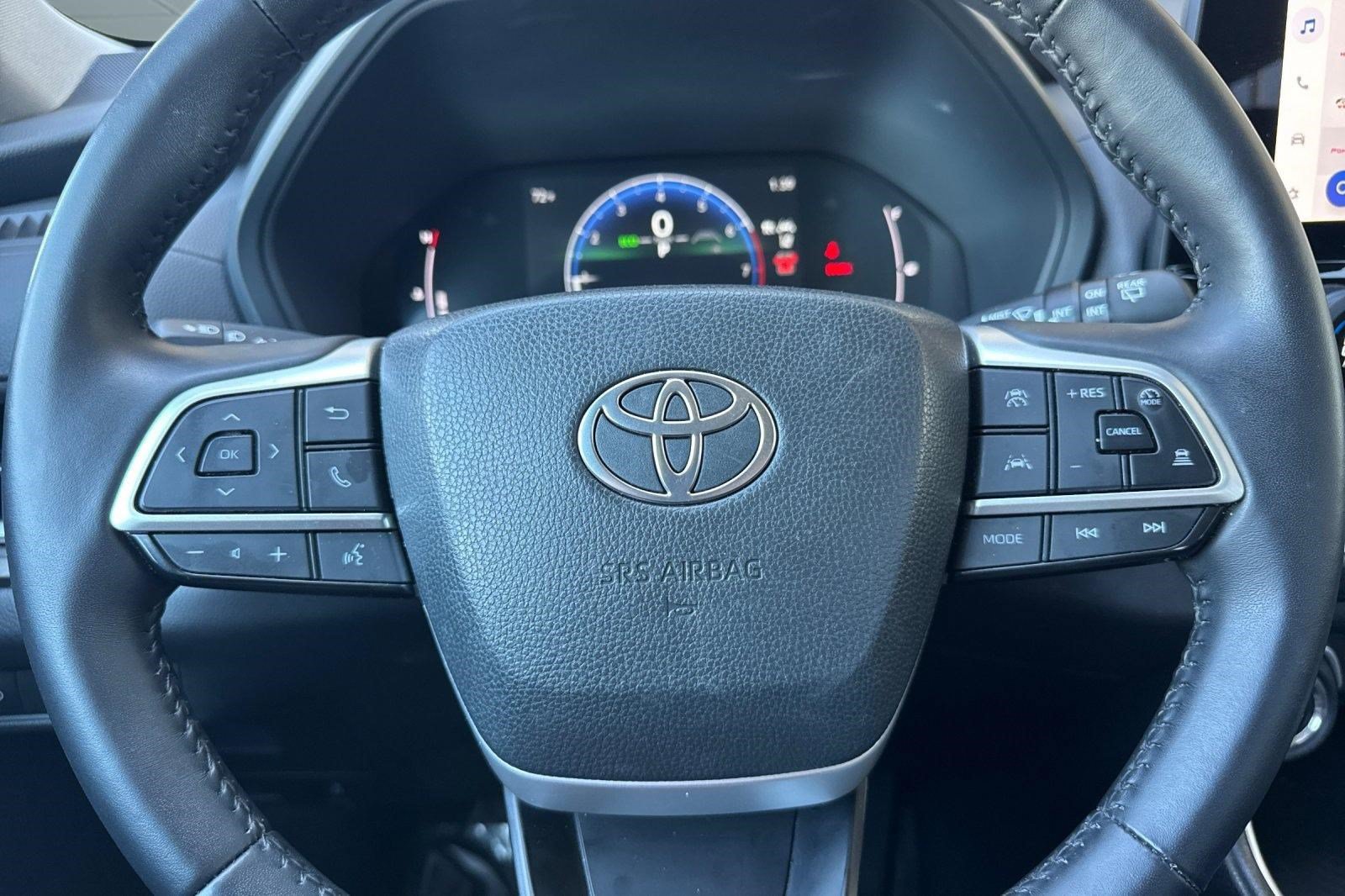 Used 2025 Toyota Grand Highlander FWD image 11