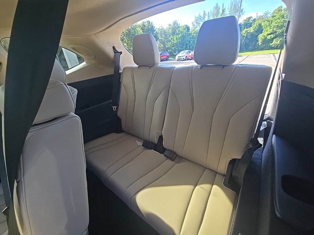 New 2026 Acura MDX w/ Technology Package FWD image 35