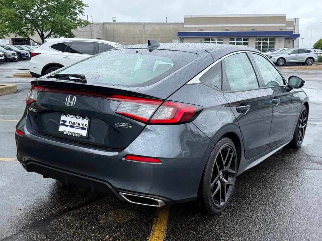 Used 2024 Honda Civic Sport Touring image 3