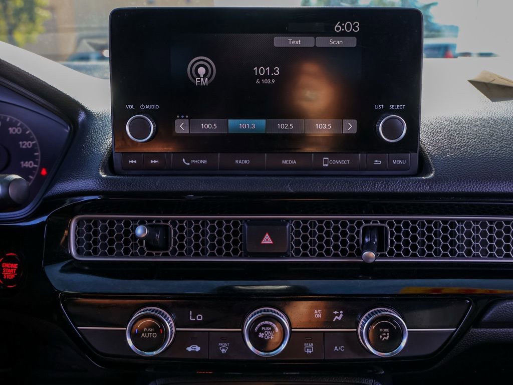 Used 2023 Honda Civic Sport image 28