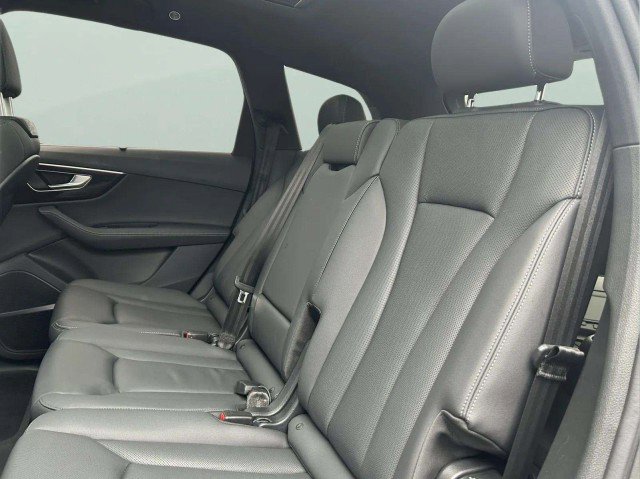 Certified 2025 Audi Q7 3.0T Premium Plus image 21