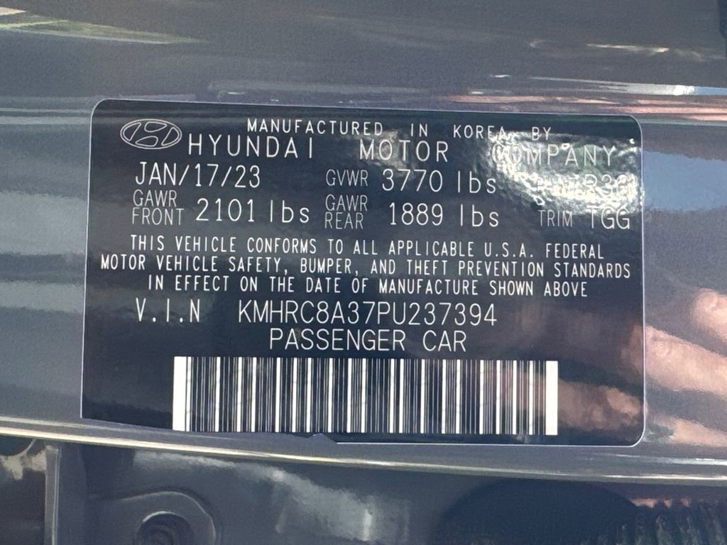 Used 2023 Hyundai Venue SEL w/ Cargo Package image 31