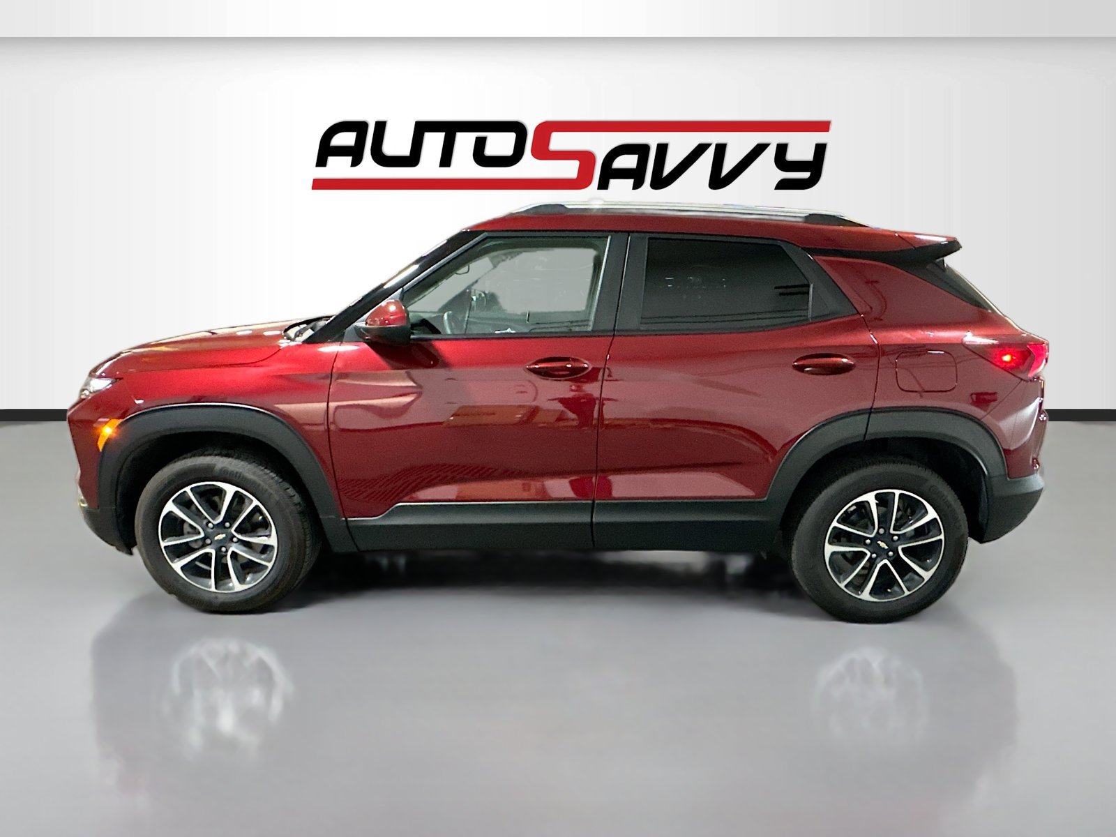 Used 2024 Chevrolet TrailBlazer LT w/ Convenience Package AWD/4WD image 4