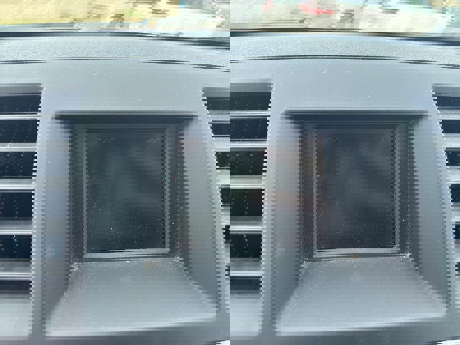 Used 2013 Toyota Highlander Plus image 21