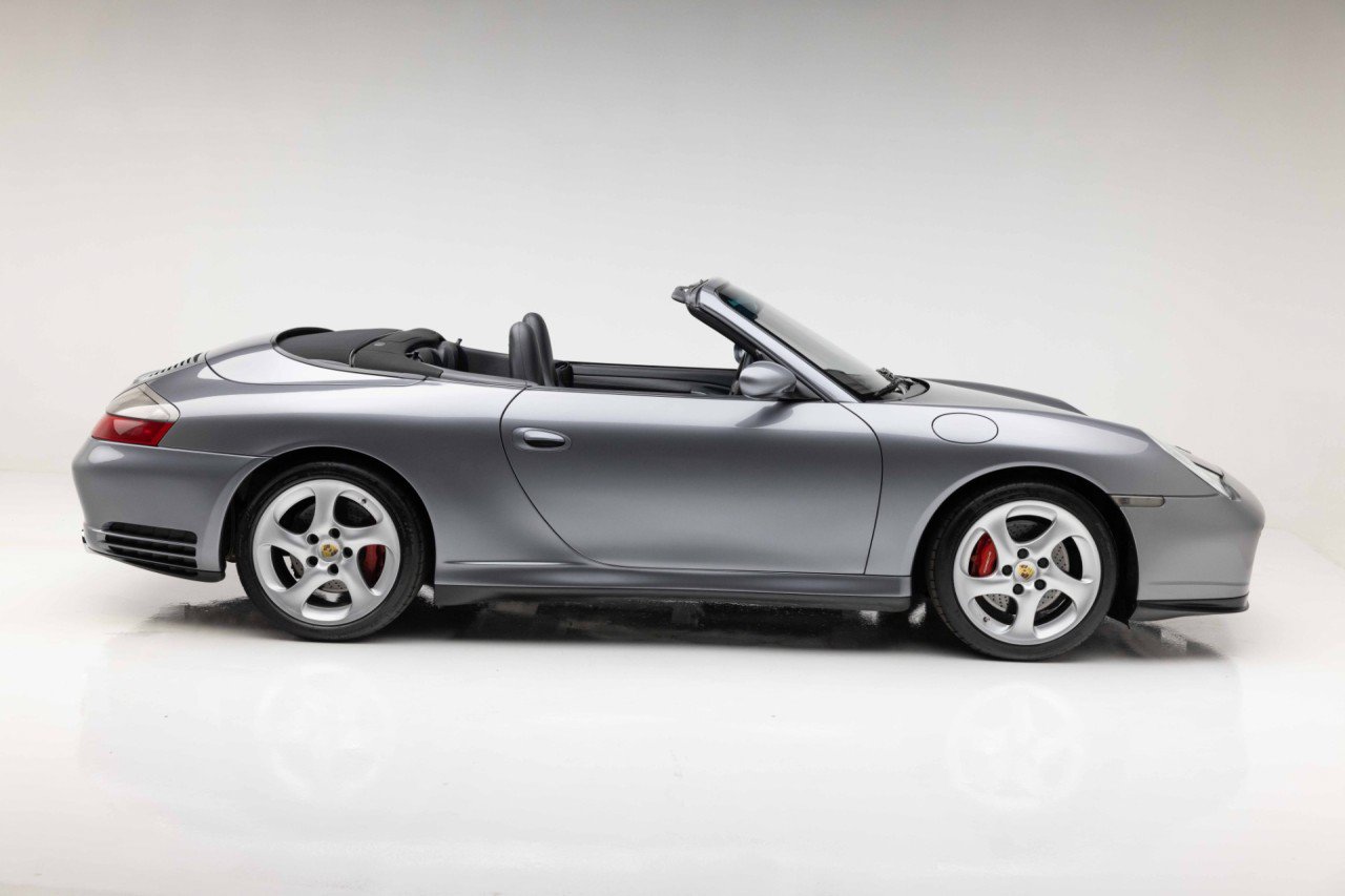 Used 2004 Porsche 911 Carrera 4 AWD/4WD image 15