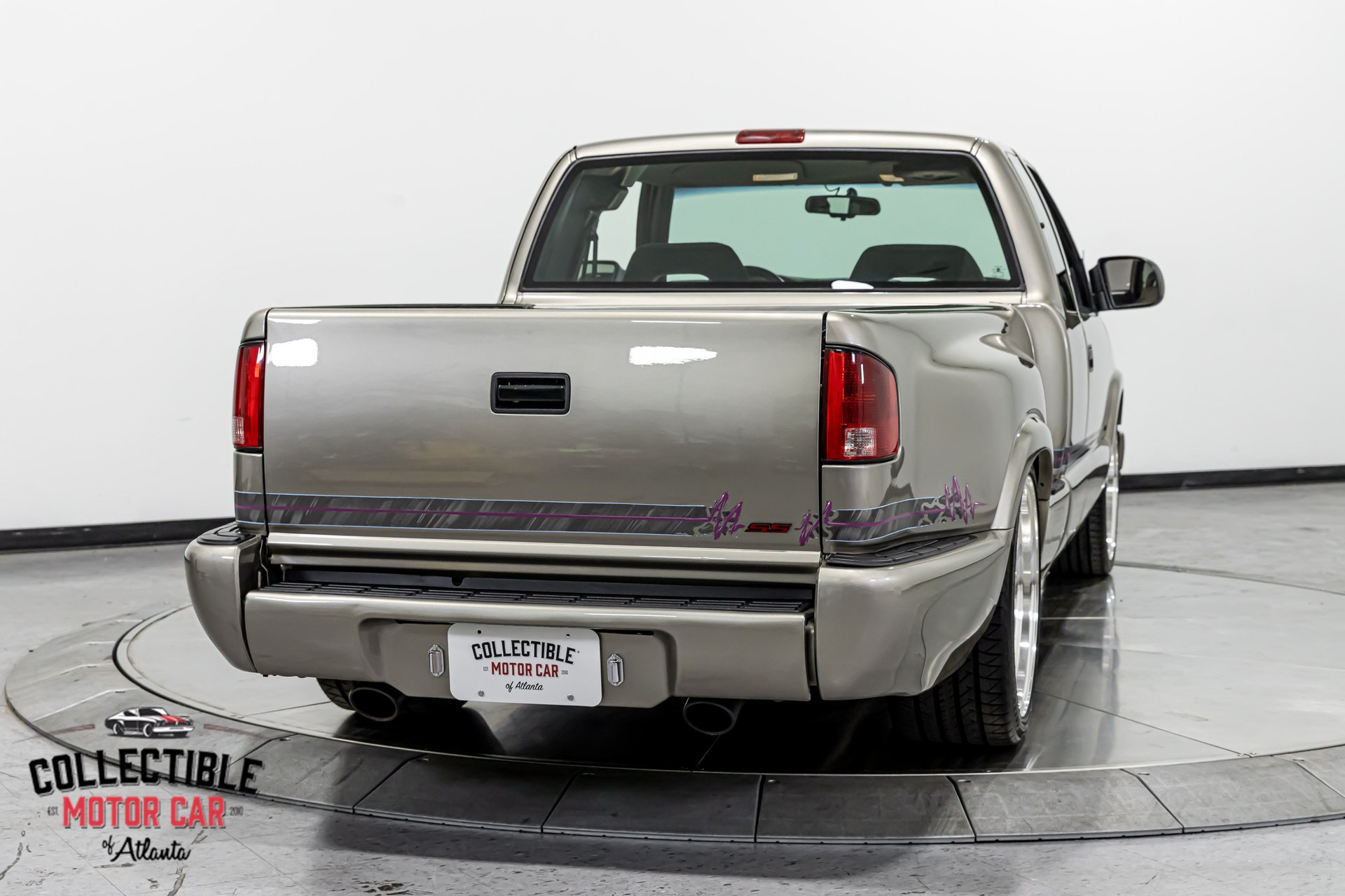 Used 2000 Chevrolet S10 Pickup LS w/ Preferred Equipment Group RWD image 17