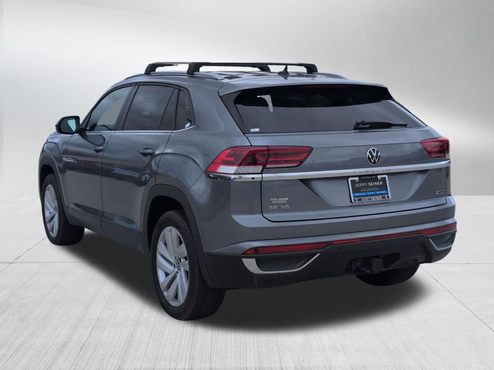 Used 2022 Volkswagen Atlas Cross Sport SE image 4