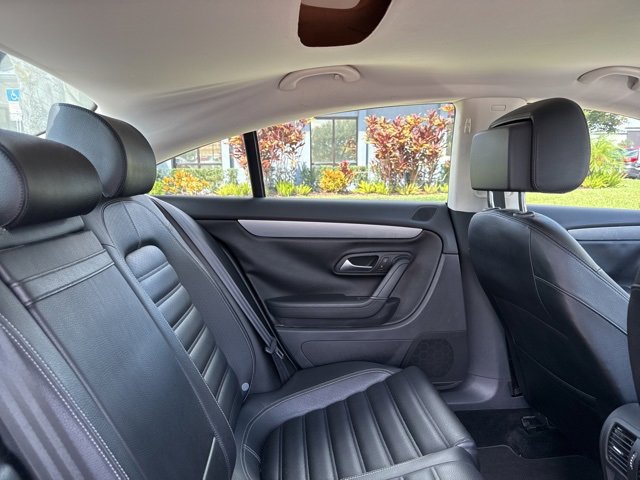 Used 2015 Volkswagen CC Sport image 14