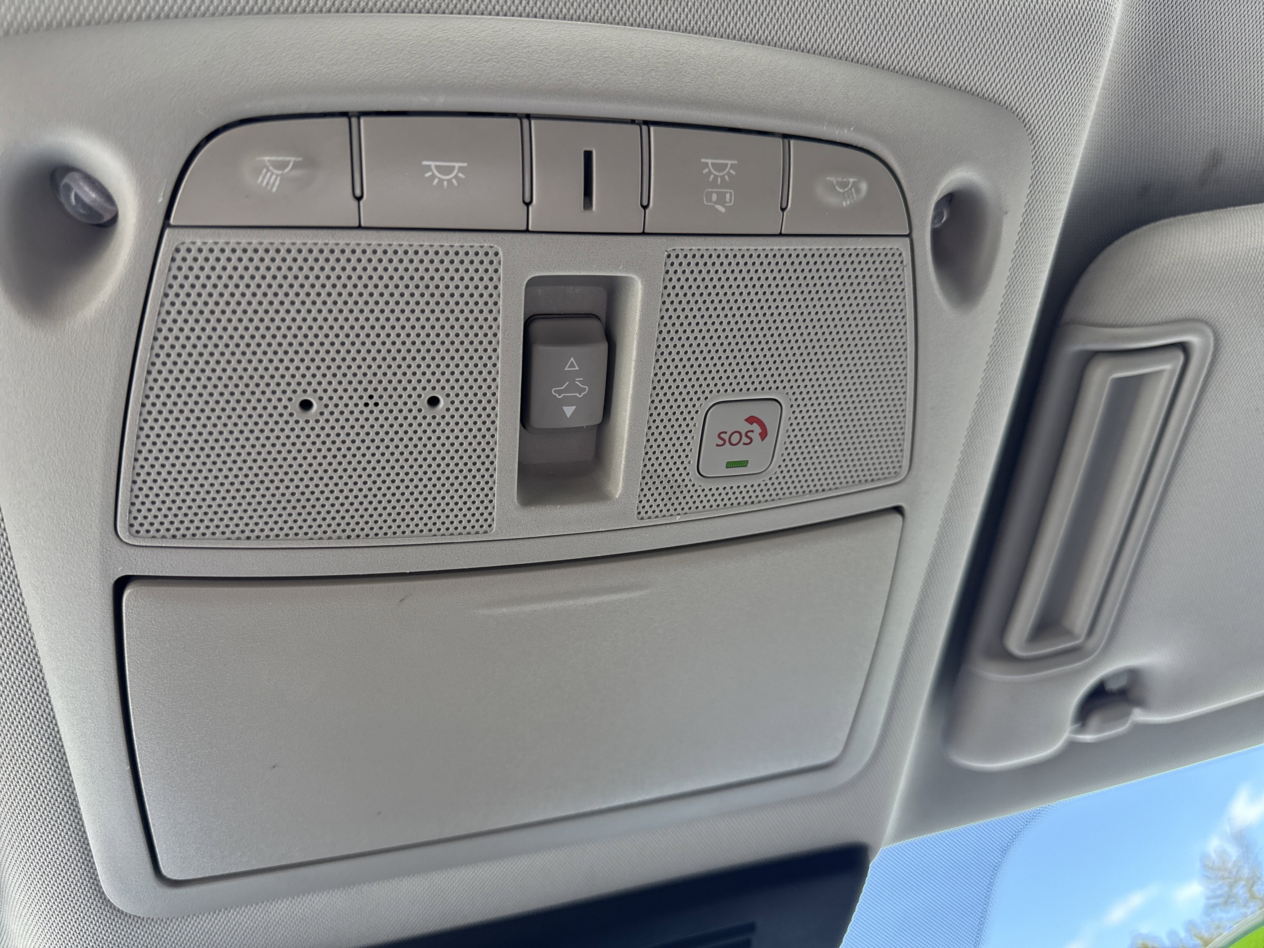 Used 2023 Nissan Armada SL image 18