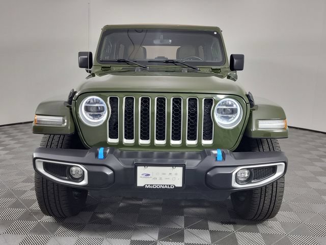 Used 2022 Jeep Wrangler Unlimited Sahara w/ Cold Weather Group AWD/4WD image 8