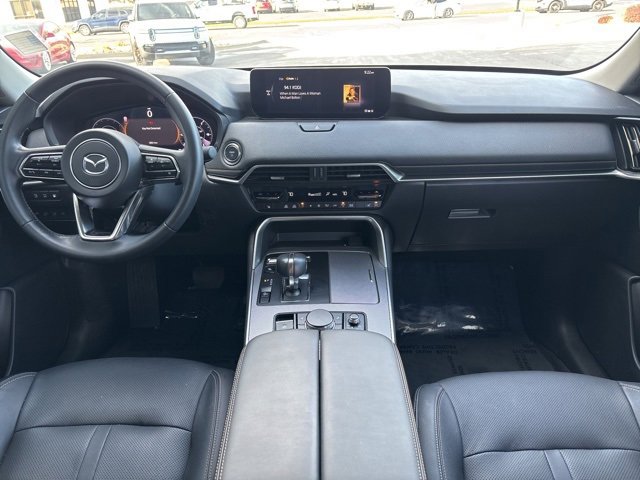 Used 2024 MAZDA CX-90 Plug-In Hybrid w/ Premium Pkg image 17