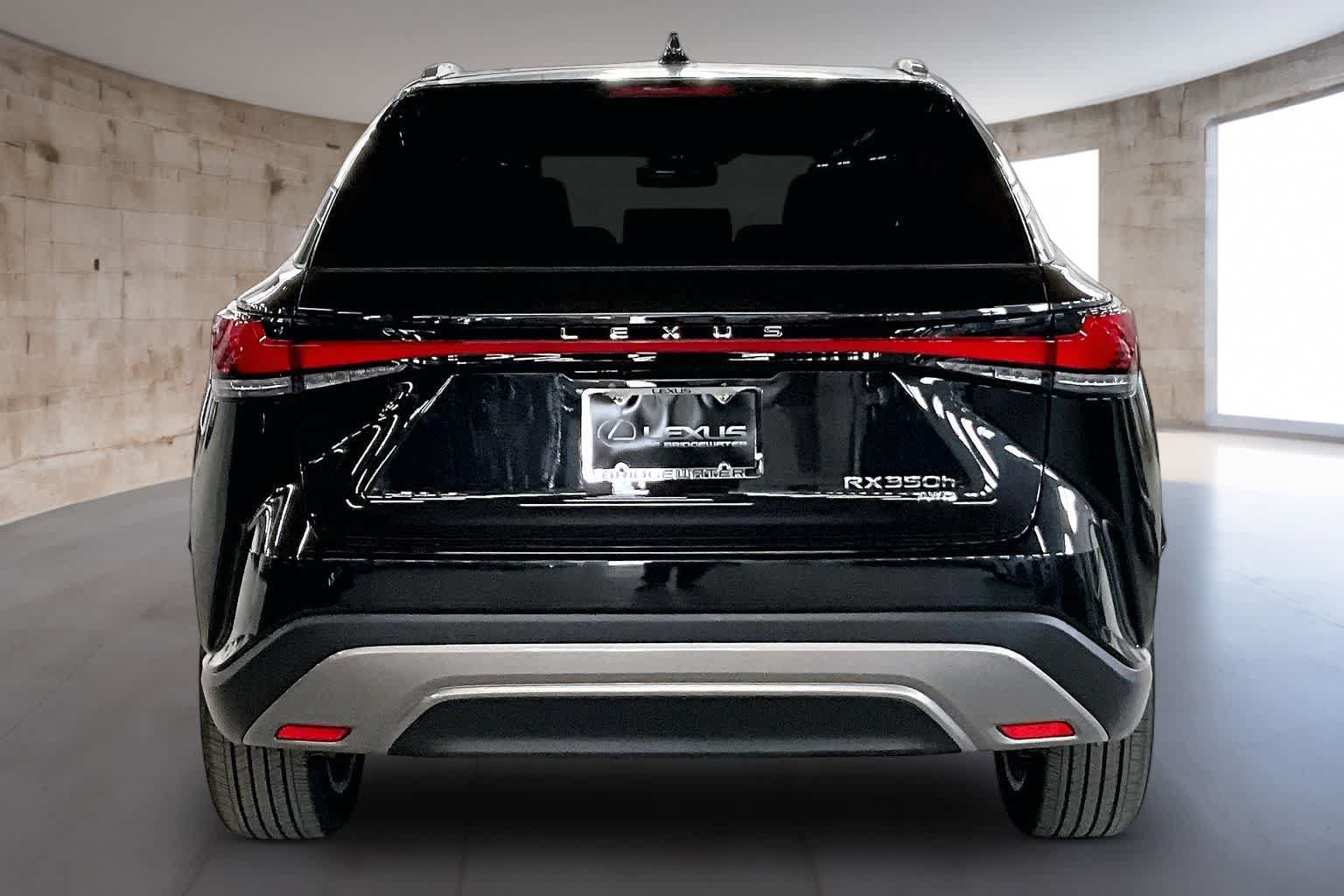 New 2026 Lexus RX 350 w/ Convenience Package AWD/4WD image 4