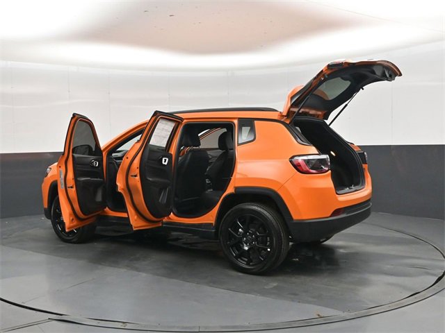 New 2026 Jeep Compass Latitude image 46