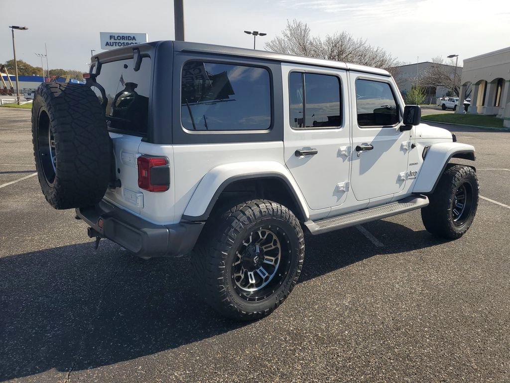 Used 2020 Jeep Wrangler Unlimited Sahara image 4