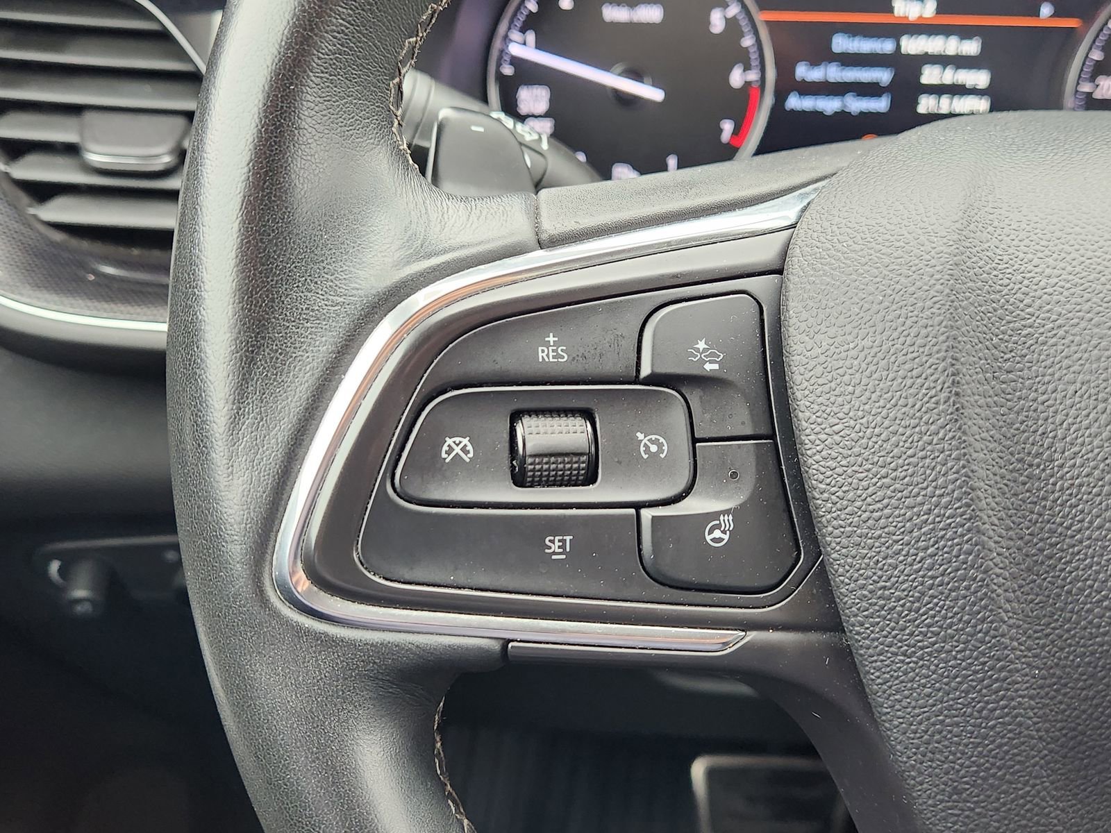 Used 2023 Buick Envision Essence w/ Sport Touring Package image 33