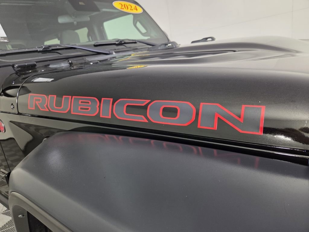 Certified 2024 Jeep Wrangler Unlimited Rubicon image 30
