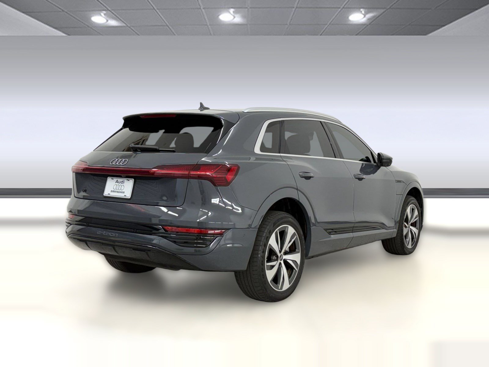 Used 2024 Audi Q8 e-tron Premium Plus w/ Premium Plus Package AWD/4WD image 9