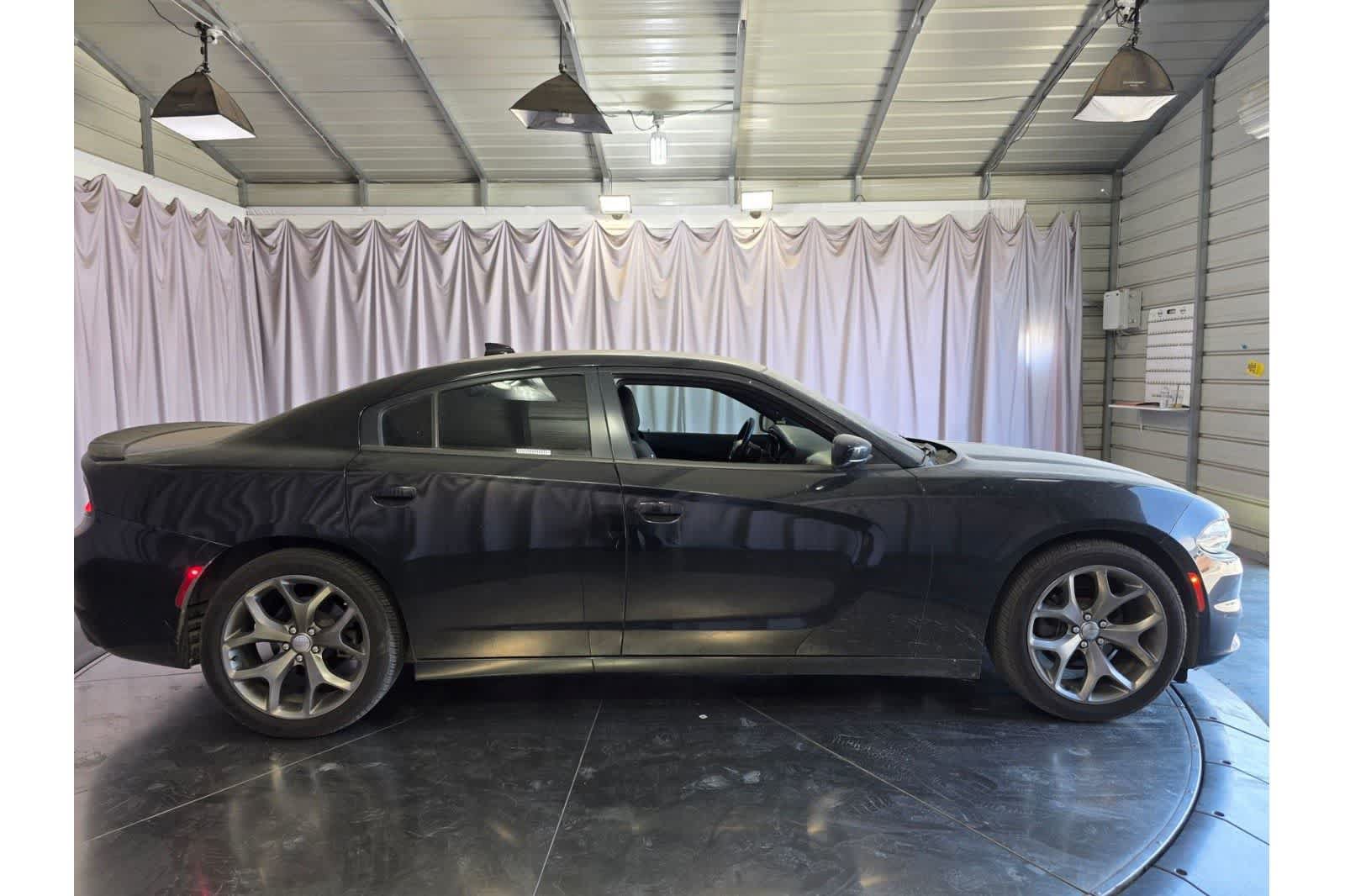 Used 2016 Dodge Charger SXT w/ Rallye Group RWD image 5