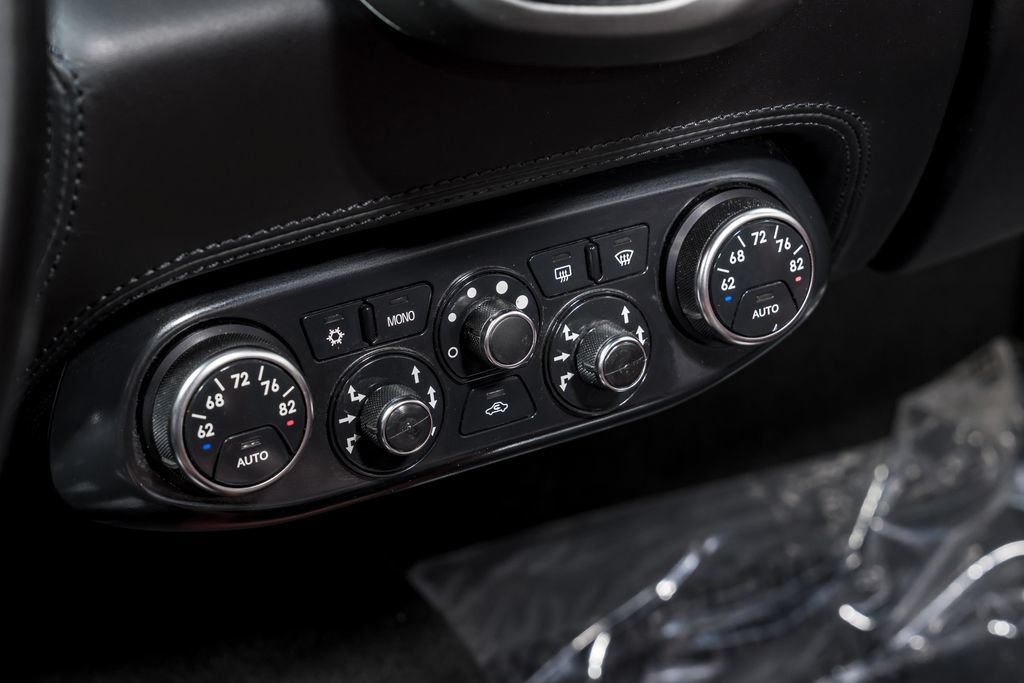 Used 2014 Ferrari 458 Spider RWD image 22