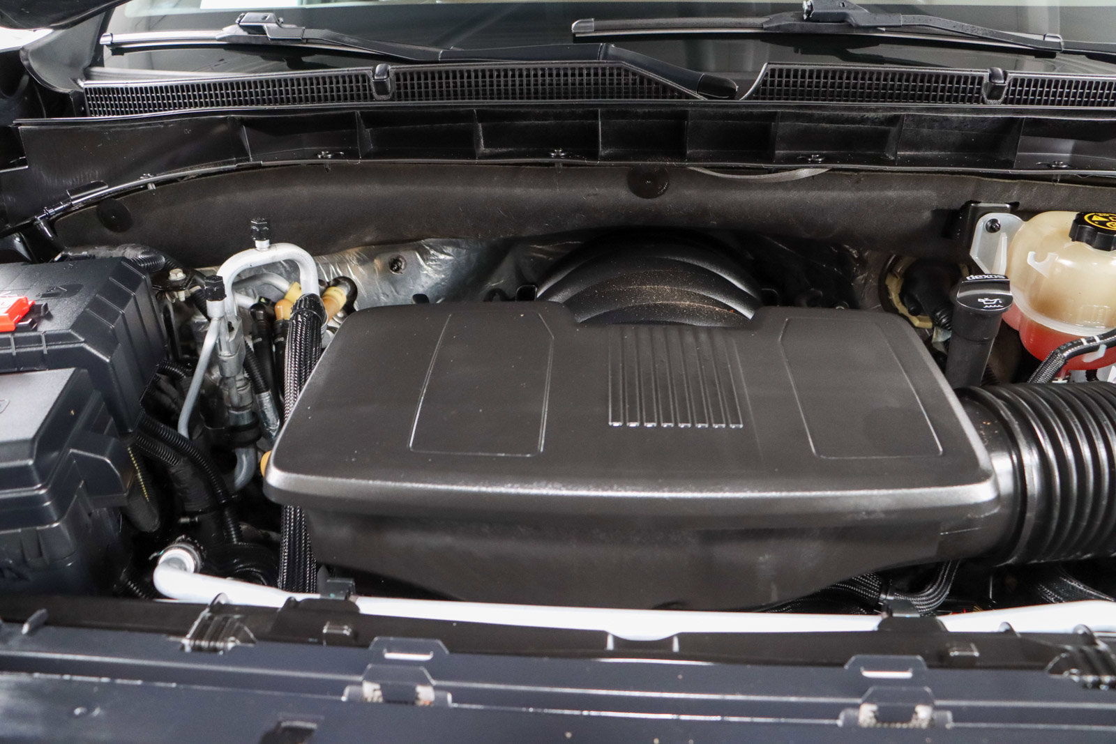 Used 2021 GMC Yukon Denali w/ Denali Premium Package image 37