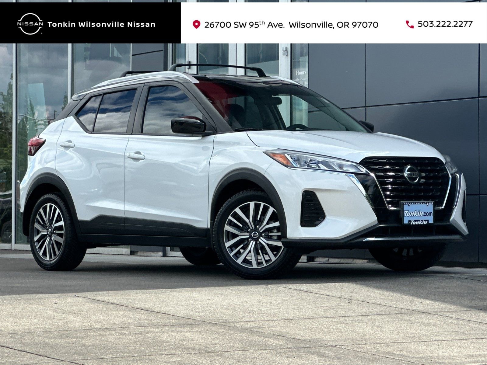 Used 2021 Nissan Kicks SV w/ Exterior Package FWD image 1