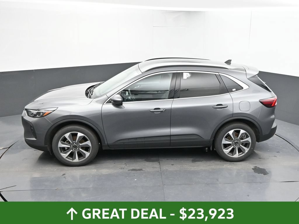 Used 2024 Ford Escape Platinum AWD/4WD image 20