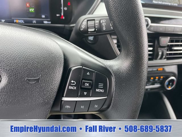 Used 2025 Ford Escape Active AWD/4WD image 30