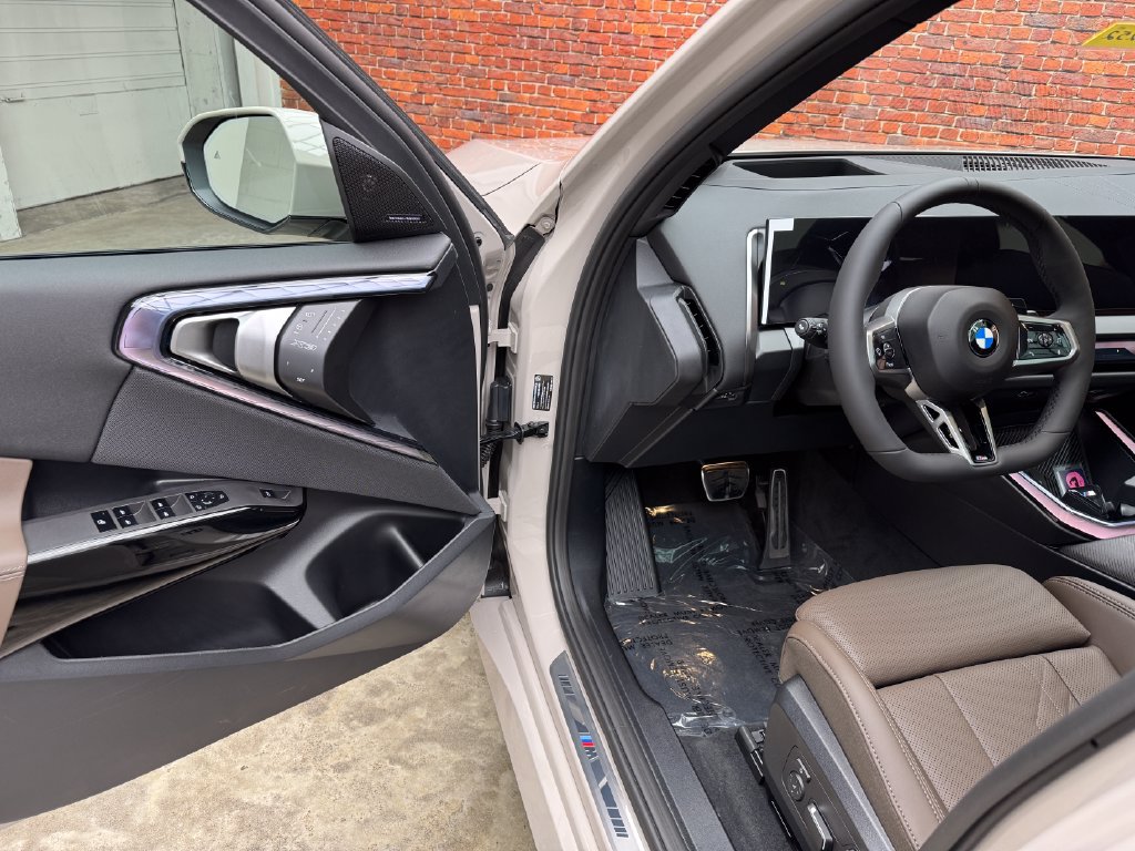 Used 2026 BMW X3 xDrive30i w/ Premium Package AWD/4WD image 8