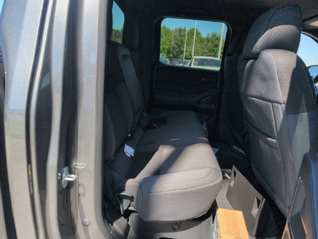 New 2027 Nissan Frontier SV AWD/4WD image 27