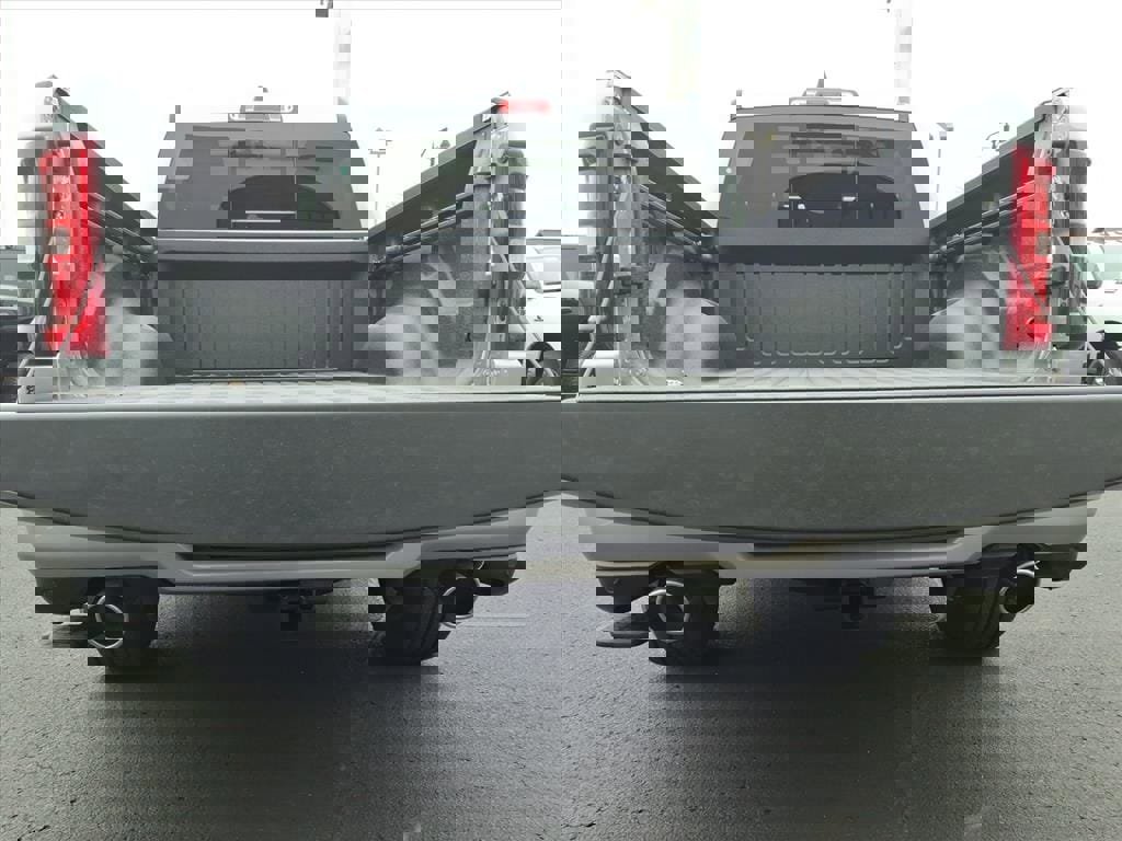 New 2026 RAM 1500 Laramie w/ Laramie Preferred Package image 4