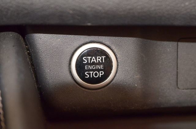 Used 2023 Nissan Rogue SL image 31
