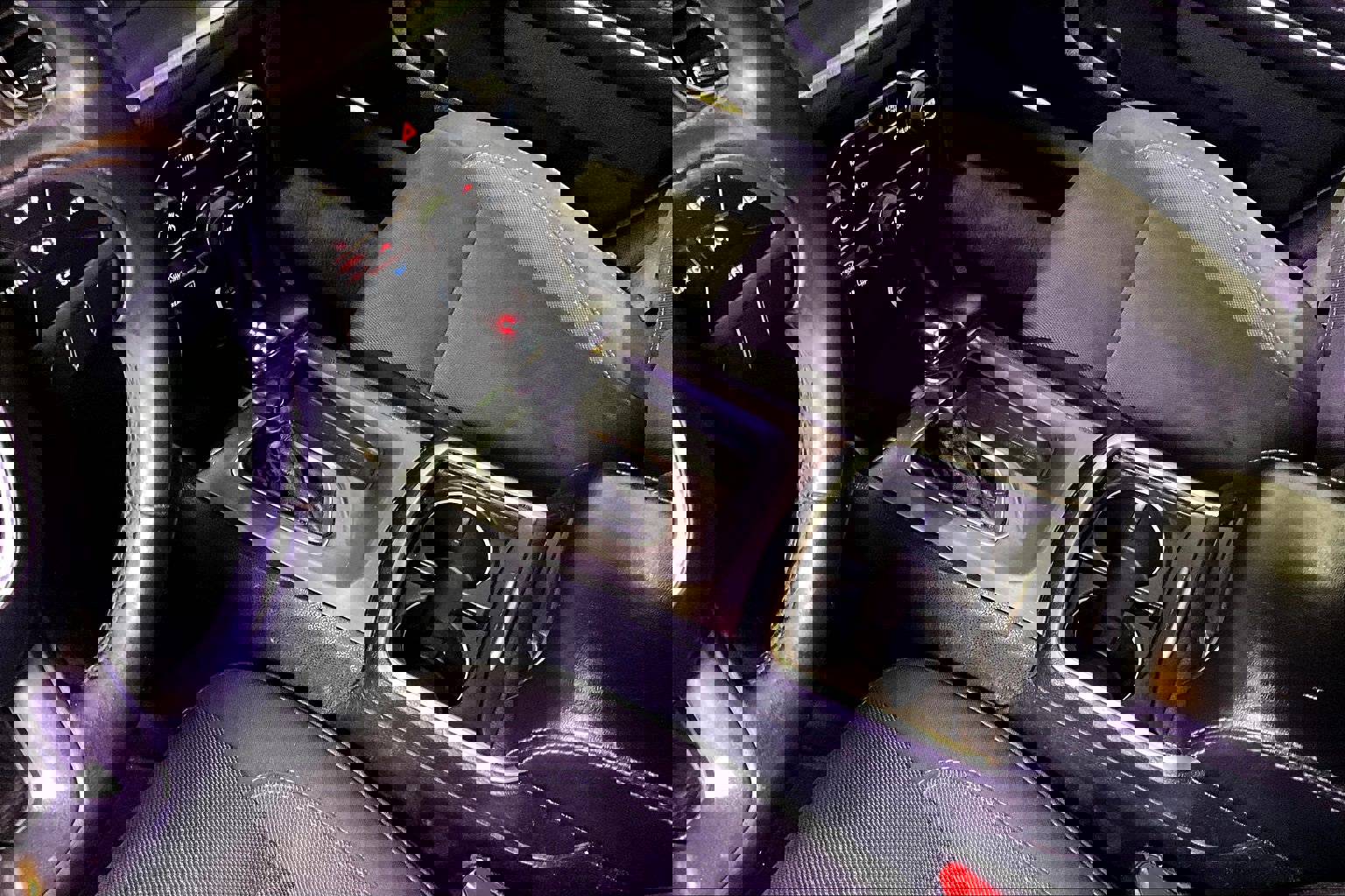 Used 2018 Dodge Charger SXT RWD image 17