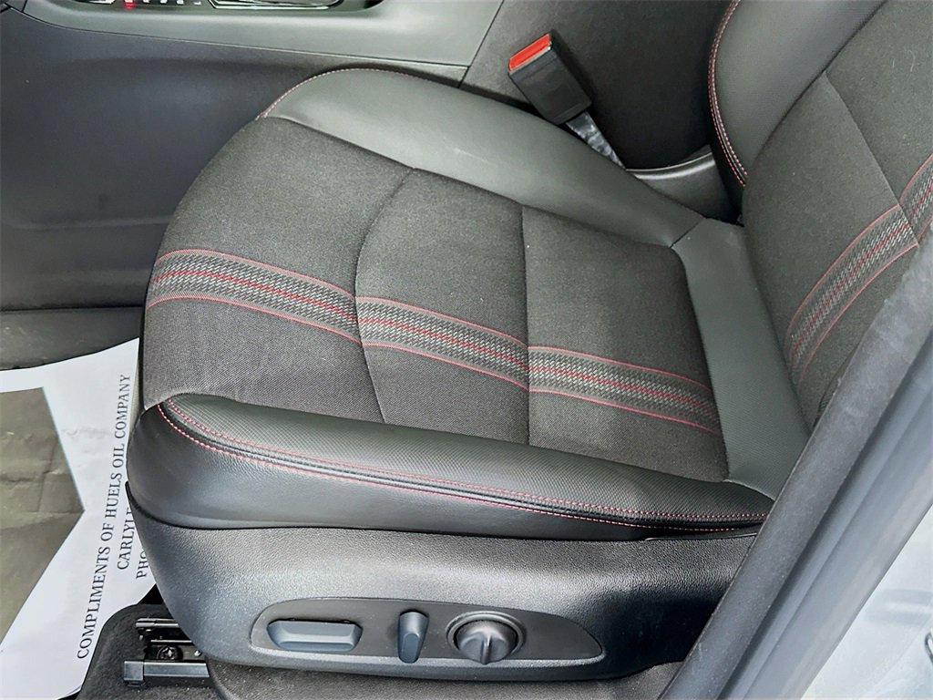 Used 2022 Chevrolet Equinox RS image 19