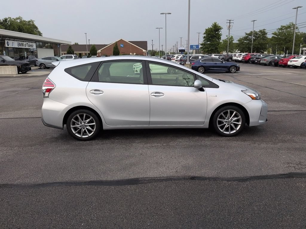 Used 2017 Toyota Prius V Two FWD image 15