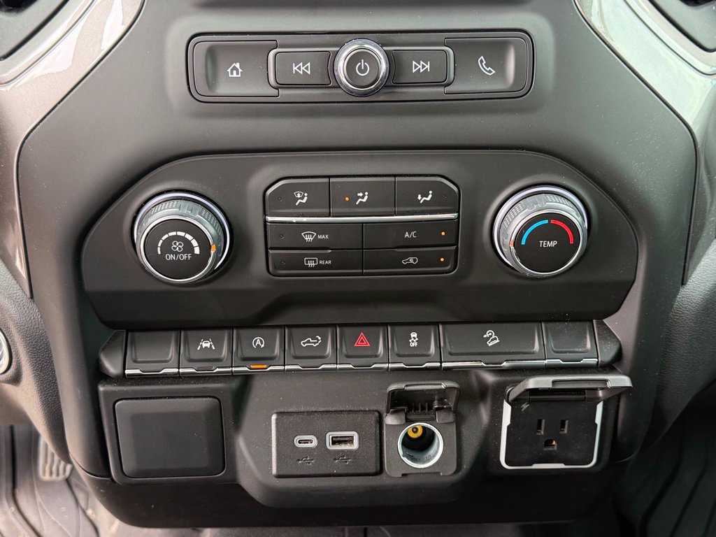 Used 2024 Chevrolet Silverado 1500 Custom Trail Boss w/ LPO, Dark Essentials Package AWD/4WD image 14
