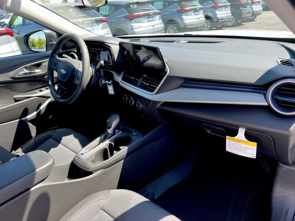 New 2026 Chevrolet Trax LS w/ Driver Confidence Package FWD image 22