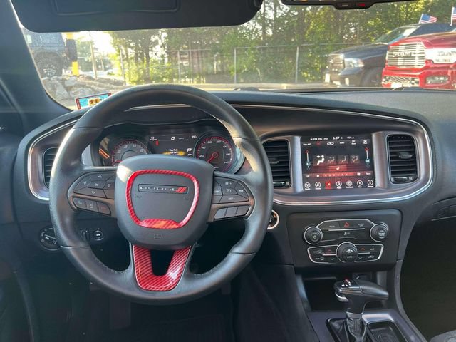 Used 2017 Dodge Charger SXT w/ Blacktop Package RWD image 24