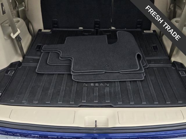 Used 2018 Nissan Pathfinder Platinum w/ Cargo Package FWD image 10