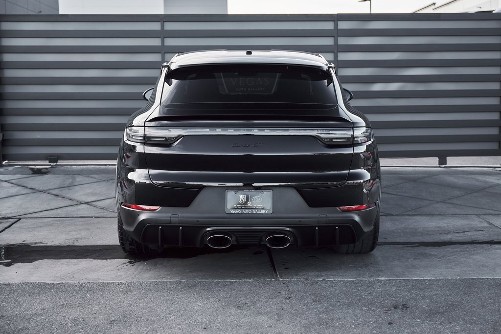 Used 2023 Porsche Cayenne Turbo GT image 22