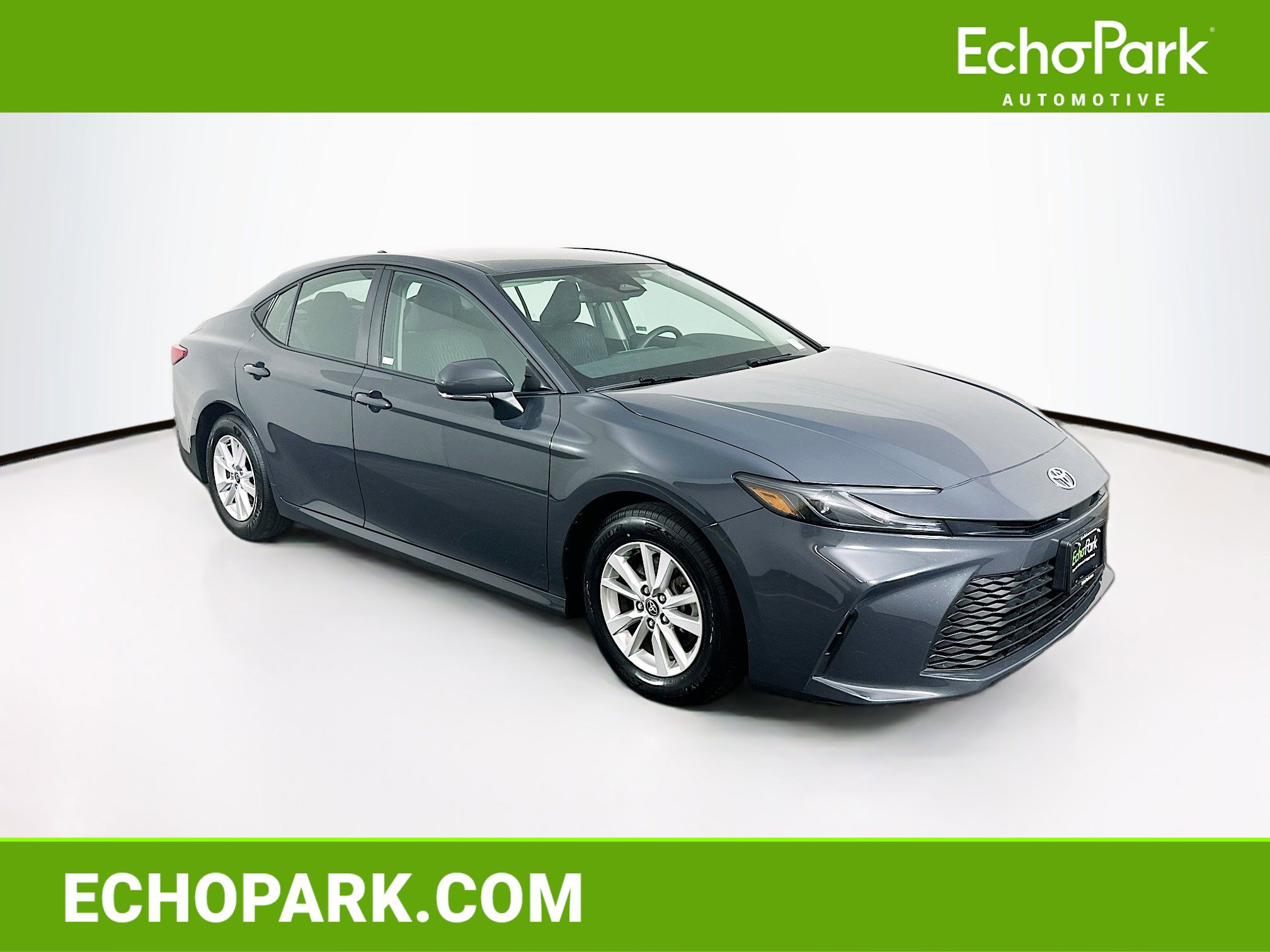 Used 2025 Toyota Camry LE video 1