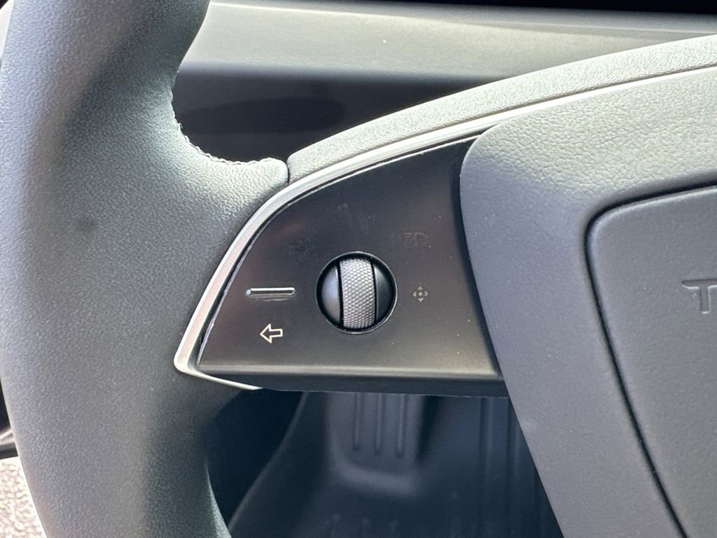 Used 2025 Tesla Model 3 Long Range image 27